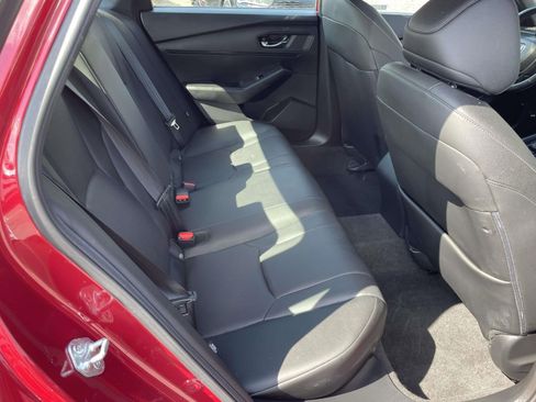 Used 2023 Honda Accord Sport image 40