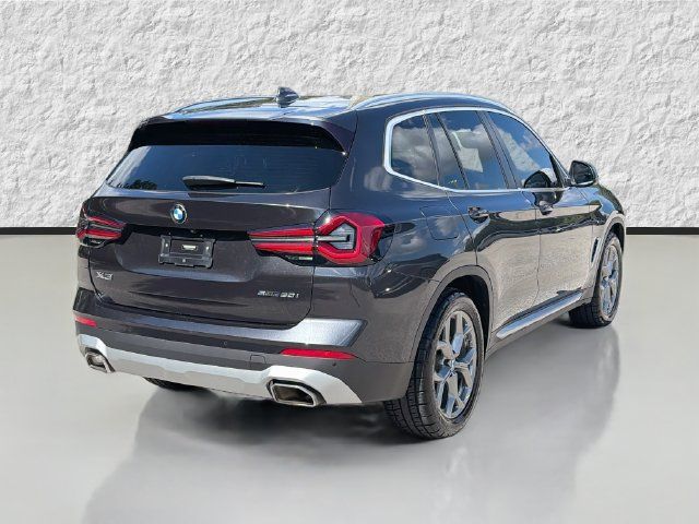 Used 2022 BMW X3 sDrive30i w/ Premium Package 2 RWD image 3