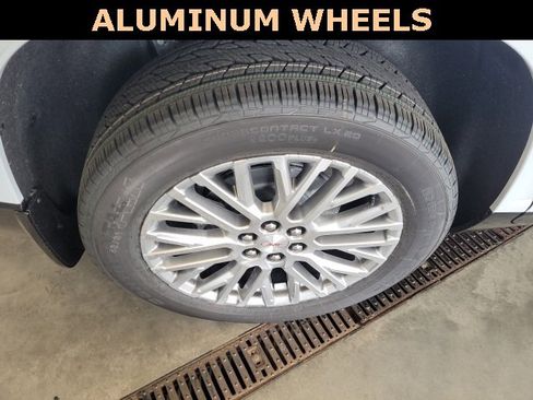 New 2026 GMC Acadia Denali w/ Super Cruise Package image 12