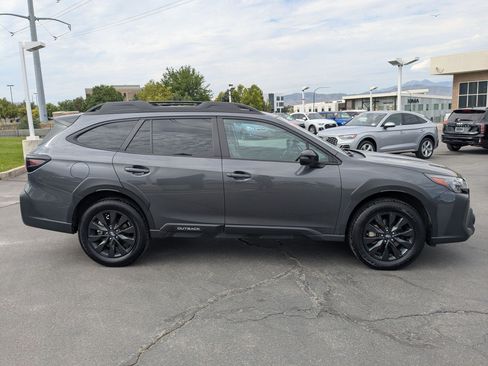 Used 2024 Subaru Outback Onyx Edition AWD/4WD image 7