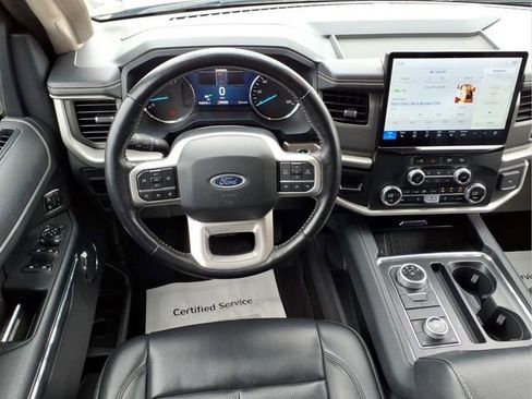 Used 2024 Ford Expedition Max XLT AWD/4WD image 4