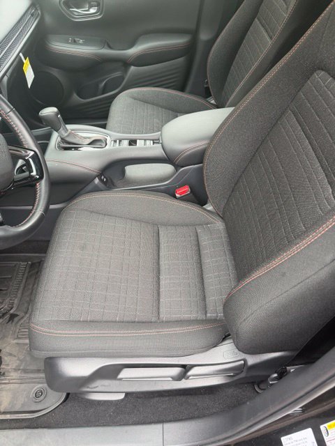 Certified 2026 Honda HR-V Sport image 4