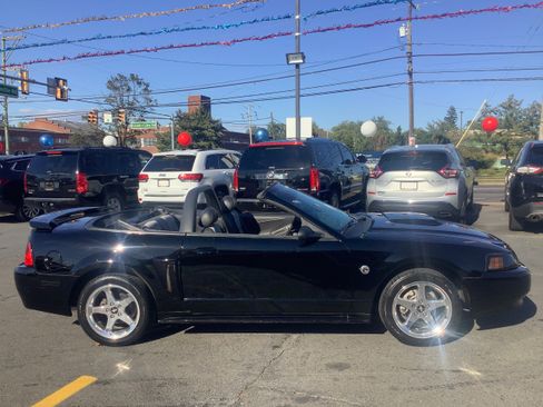 Used 2004 Ford Mustang GT image 16