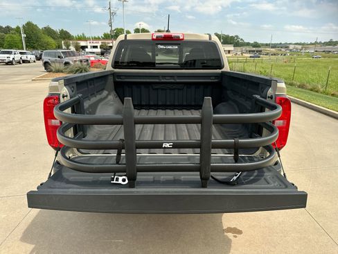 Used 2022 Chevrolet Colorado ZR2 image 21