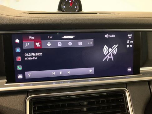 Used 2023 Porsche Panamera 4 Platinum Edition w/ Assistance Package image 33