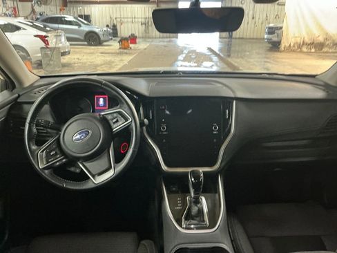 Used 2022 Subaru Outback Premium image 13