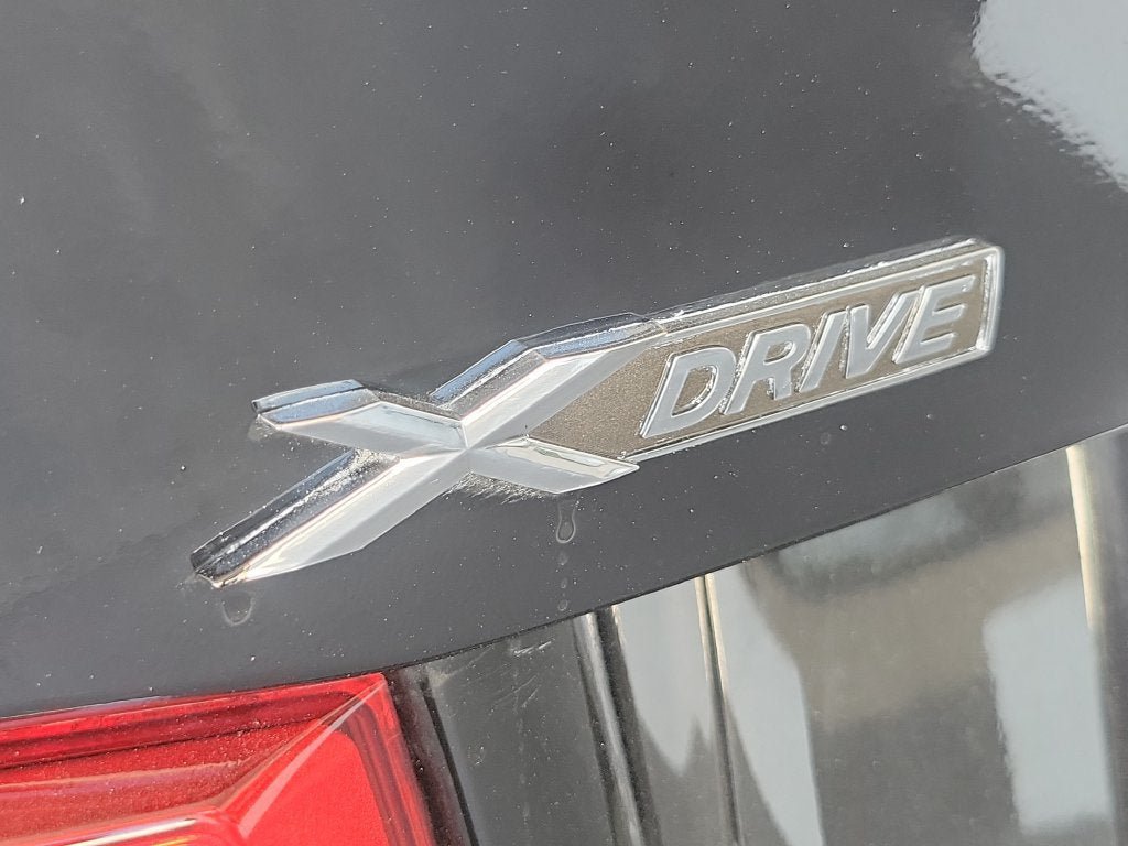 Used 2018 BMW 330i xDrive Sedan AWD/4WD image 8