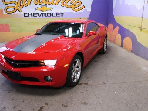 Used 2010 Chevrolet Camaro LT image 4