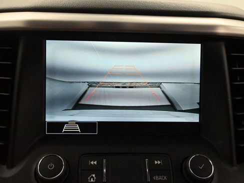 Used 2020 GMC Acadia SLT FWD image 26