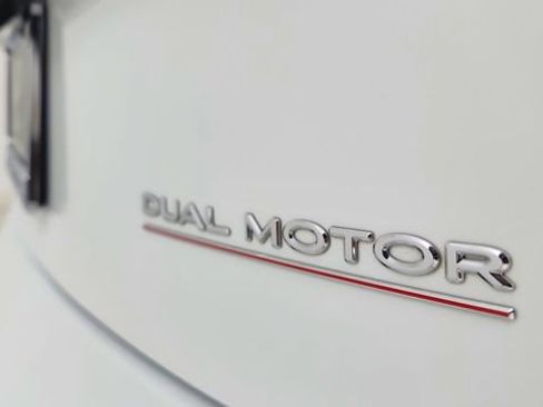 Used 2023 Tesla Model 3 Performance image 18