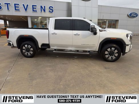 Used 2024 GMC Sierra 2500 Denali w/ Denali Reserve Package image 3