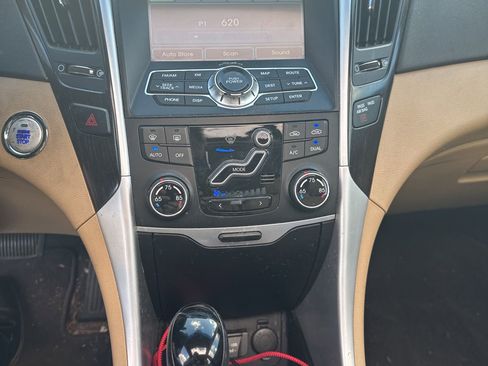 Used 2011 Hyundai Sonata Limited w/ Navigation Pkg 5 FWD image 9