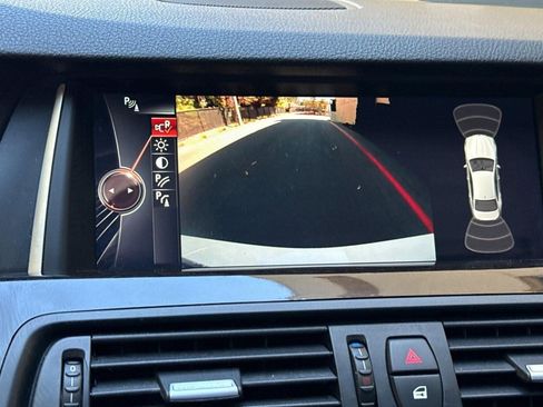 Used 2015 BMW 528i Sedan image 25