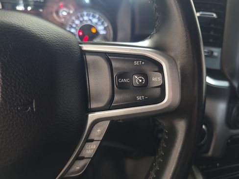 Used 2019 RAM 1500 Big Horn AWD/4WD image 15