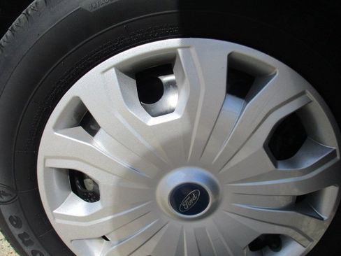 Used 2022 Ford Transit Connect XL image 24