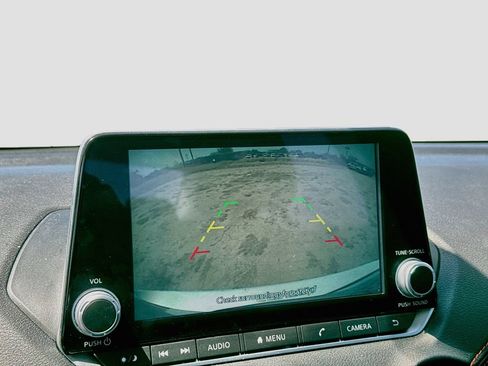 Used 2024 Nissan Sentra SR FWD image 16