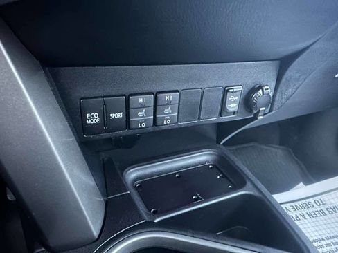 Used 2018 Toyota RAV4 XLE w/ Plus Extra Value Package image 18