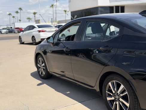 Used 2021 Nissan Versa SV FWD image 10