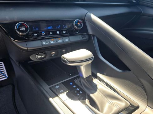 New 2025 Hyundai Elantra Sport image 23