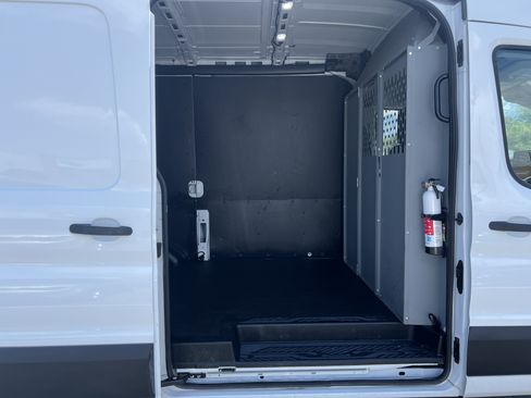Used 2020 Ford Transit 150 Medium Roof AWD w/ Load Area Protection Package image 9