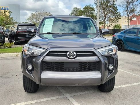 Used 2022 Toyota 4Runner SR5 image 2