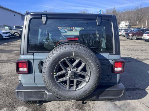 New 2026 Jeep Wrangler Unlimited Sport image 4