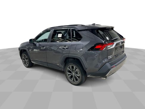 Used 2022 Toyota RAV4 Limited AWD/4WD image 7