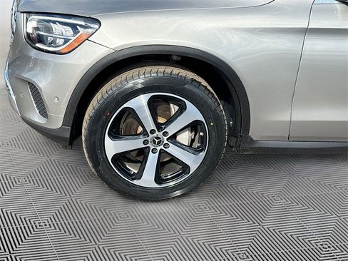 Used 2021 Mercedes-Benz GLC 300 w/ Multimedia Package image 35