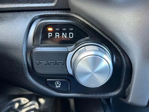 Used 2024 RAM 1500 Laramie RWD image 41