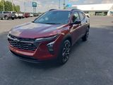 Used 2025 Chevrolet Trax RS w/ Driver Confidence Package image 2