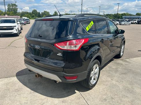 Used 2015 Ford Escape SE w/ Leather Comfort Package AWD/4WD image 5