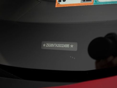 Used 2025 Ferrari Purosangue AWD/4WD image 65