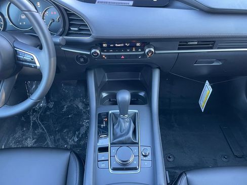 New 2026 MAZDA MAZDA3 2.5 S Preferred image 10