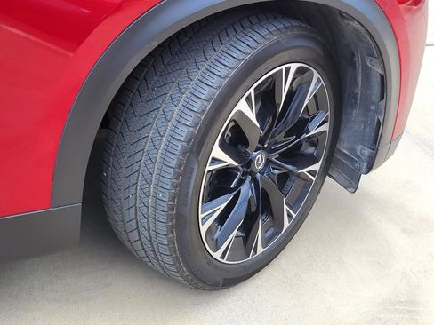 Certified 2024 MAZDA CX-90 Plug-In Hybrid w/ Premium Pkg AWD/4WD image 7