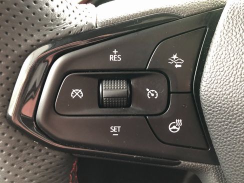 Certified 2023 Chevrolet TrailBlazer RS w/ Convenience Package image 36