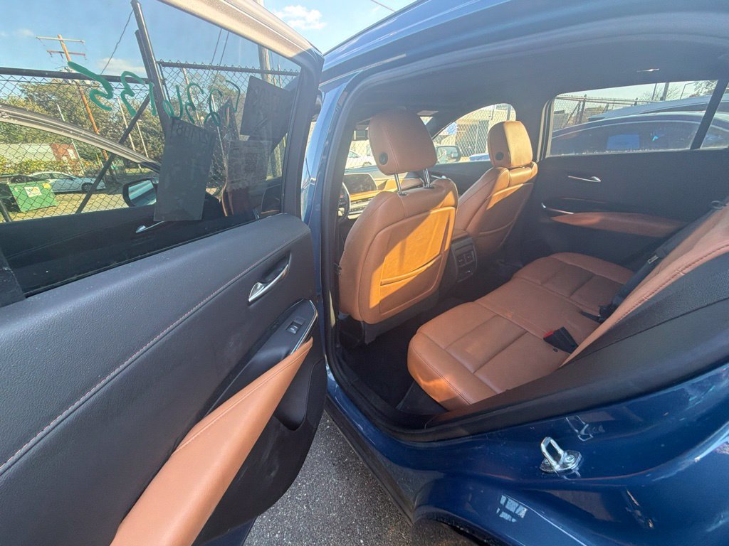 Used 2024 Cadillac XT4 Sport AWD/4WD image 11