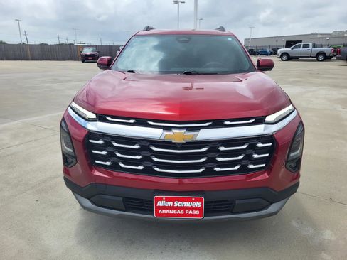 Used 2025 Chevrolet Equinox LT w/ Convenience Package II FWD image 8
