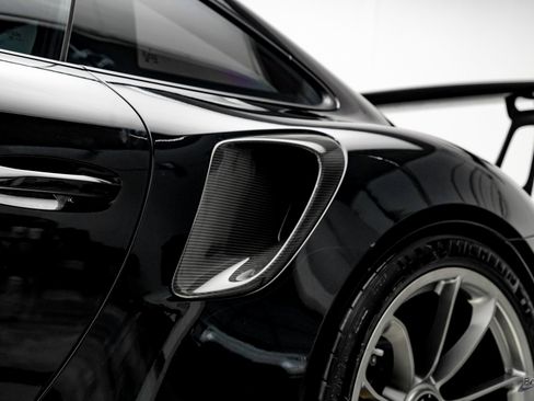 Used 2019 Porsche 911 GT2 RS w/ Weissach Package image 38