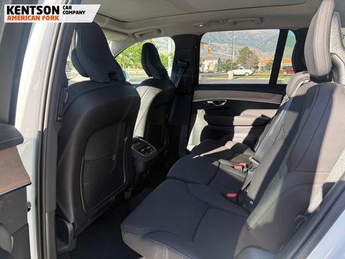 Used 2025 Volvo XC90 B6 Plus AWD/4WD image 4