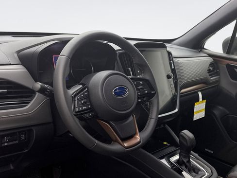 Used 2025 Subaru Forester Sport AWD/4WD image 7