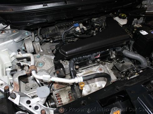 Used 2017 Nissan Rogue SV w/ SV Premium Package image 30