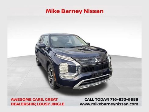 Used 2024 Mitsubishi Outlander AWD image 1