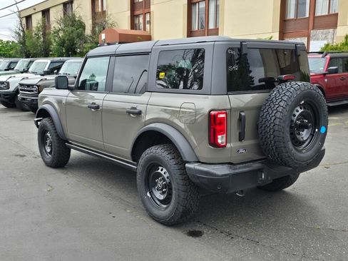 New 2026 Ford Bronco Big Bend w/ Black Diamond Package AWD/4WD image 3