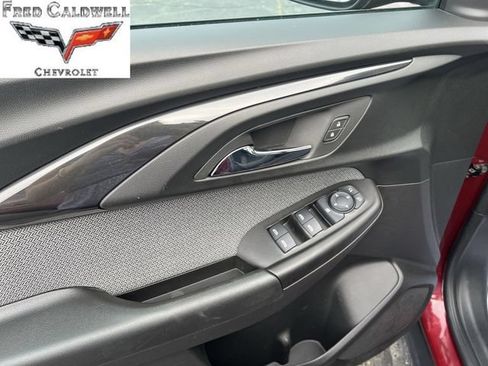 Used 2023 Chevrolet TrailBlazer LT FWD image 28
