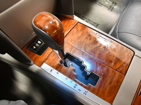 Used 2009 Toyota Camry XLE FWD image 24