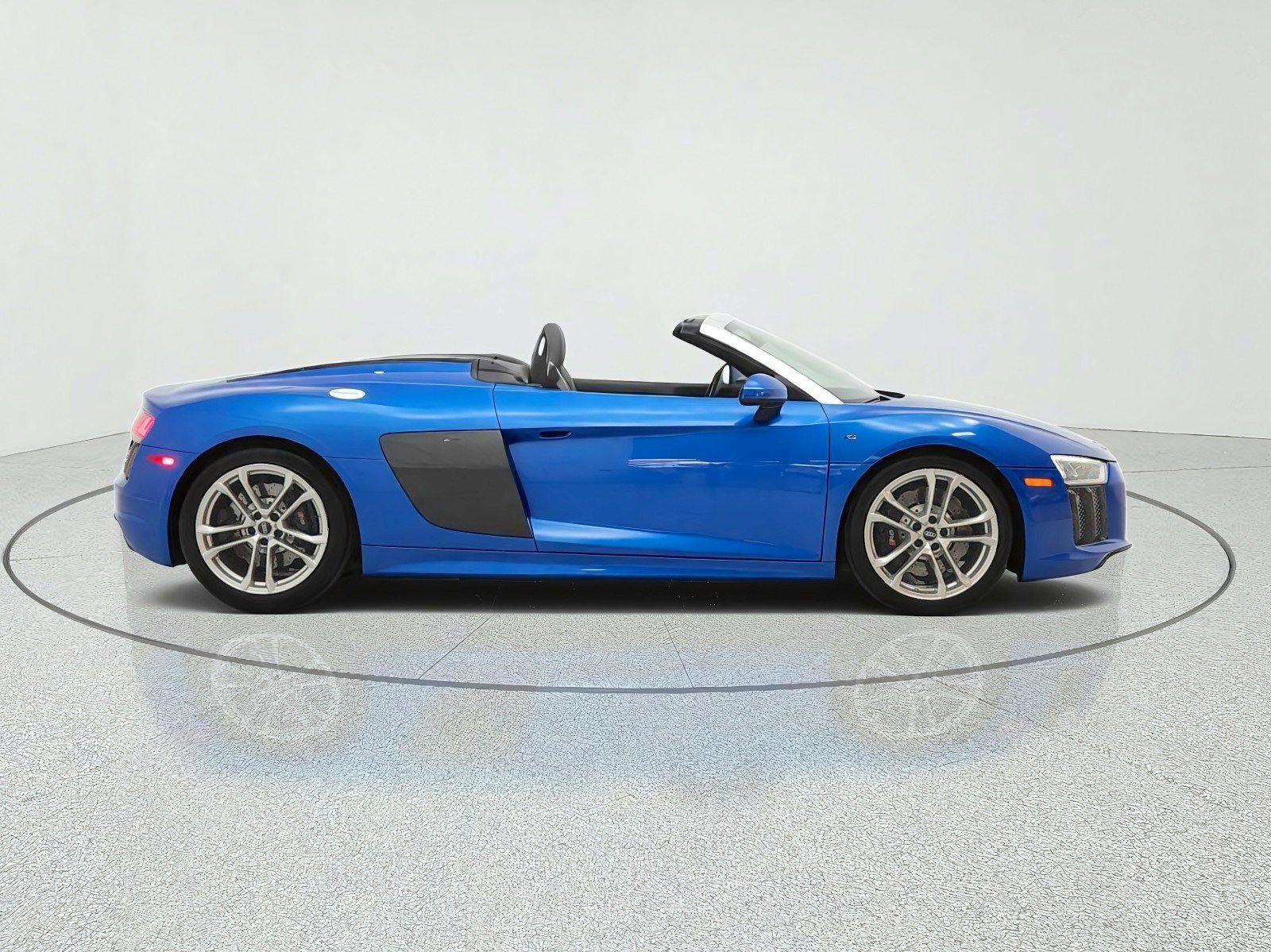 Used 2017 Audi R8 V10 AWD/4WD image 4