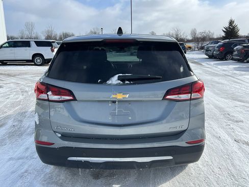 Used 2023 Chevrolet Equinox LT image 4