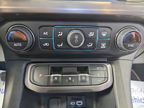 Used 2023 GMC Acadia AT4 w/ GMC Pro Grade Package AWD/4WD image 26