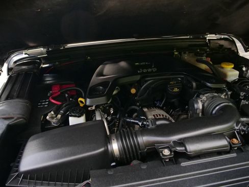 Used 2019 Jeep Wrangler Rubicon AWD/4WD image 54