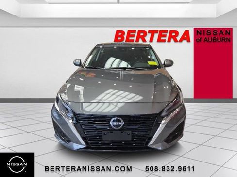 New 2025 Nissan Altima 2.5 SV w/ SV Special Edition Package image 3